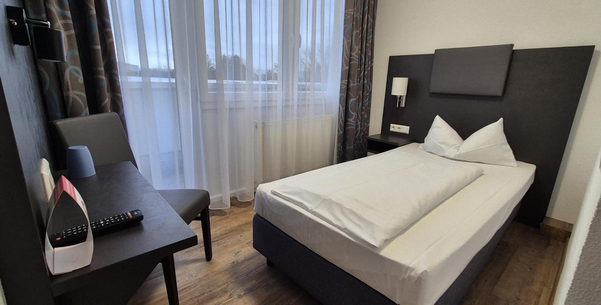 Melvi Hotel Göppingen Eksteriør bilde
